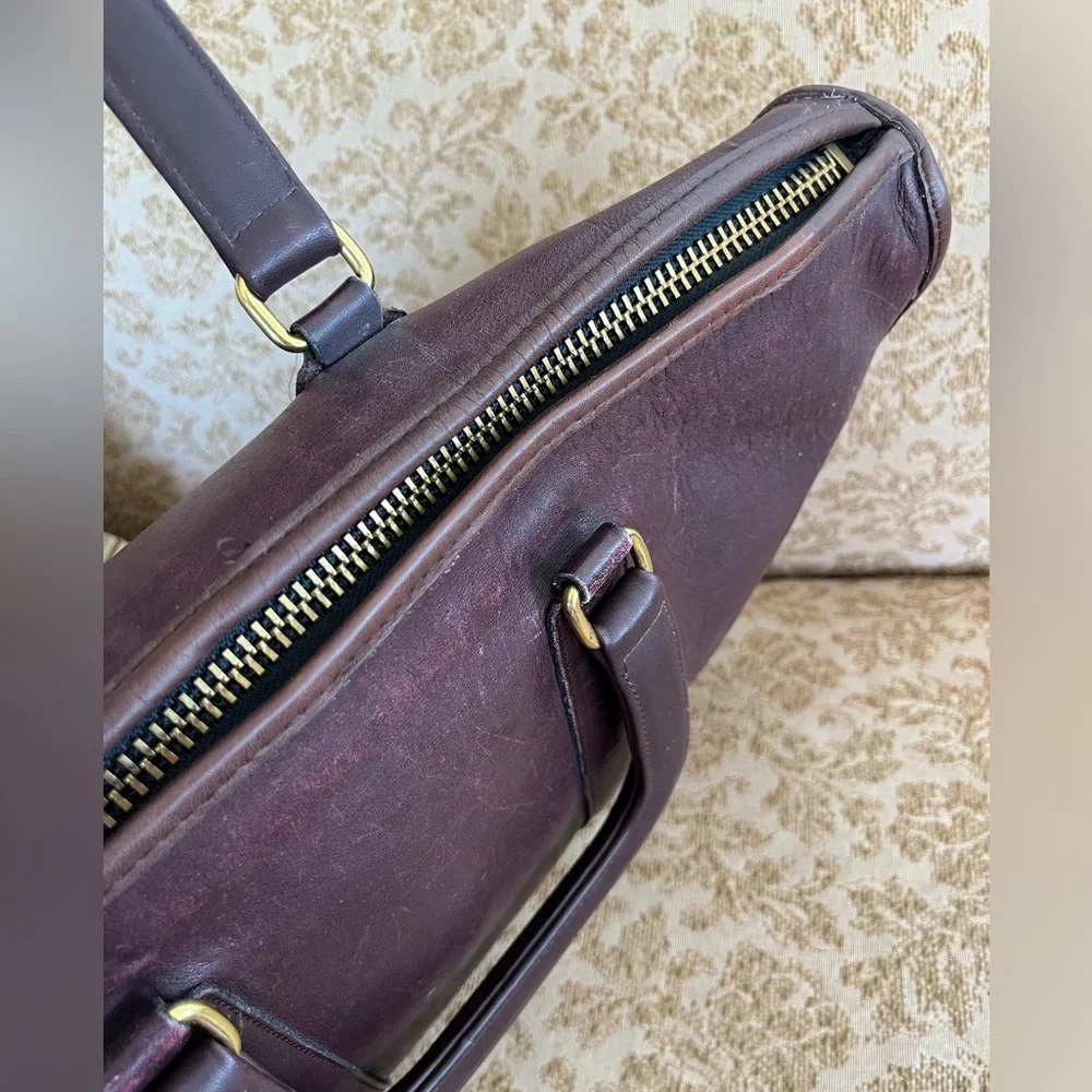 Vintage COACH Attache Burgundy New York City Leather Briefcase Portfolio 5060